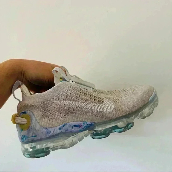 Nike Air Vapormax Sneakers Shoes Sz 8.5 - Picture 4 of 16